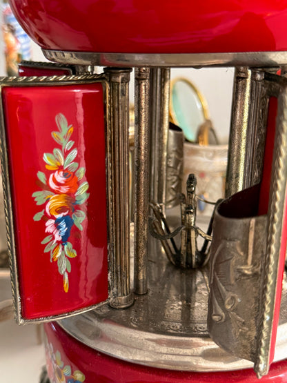 Vintage Zigaretten / Lippenstift Karussel mit Spieluhr / 19