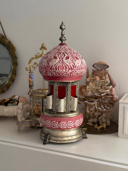 Vintage Zigaretten / Lippenstift Karussel mit Spieluhr / 20